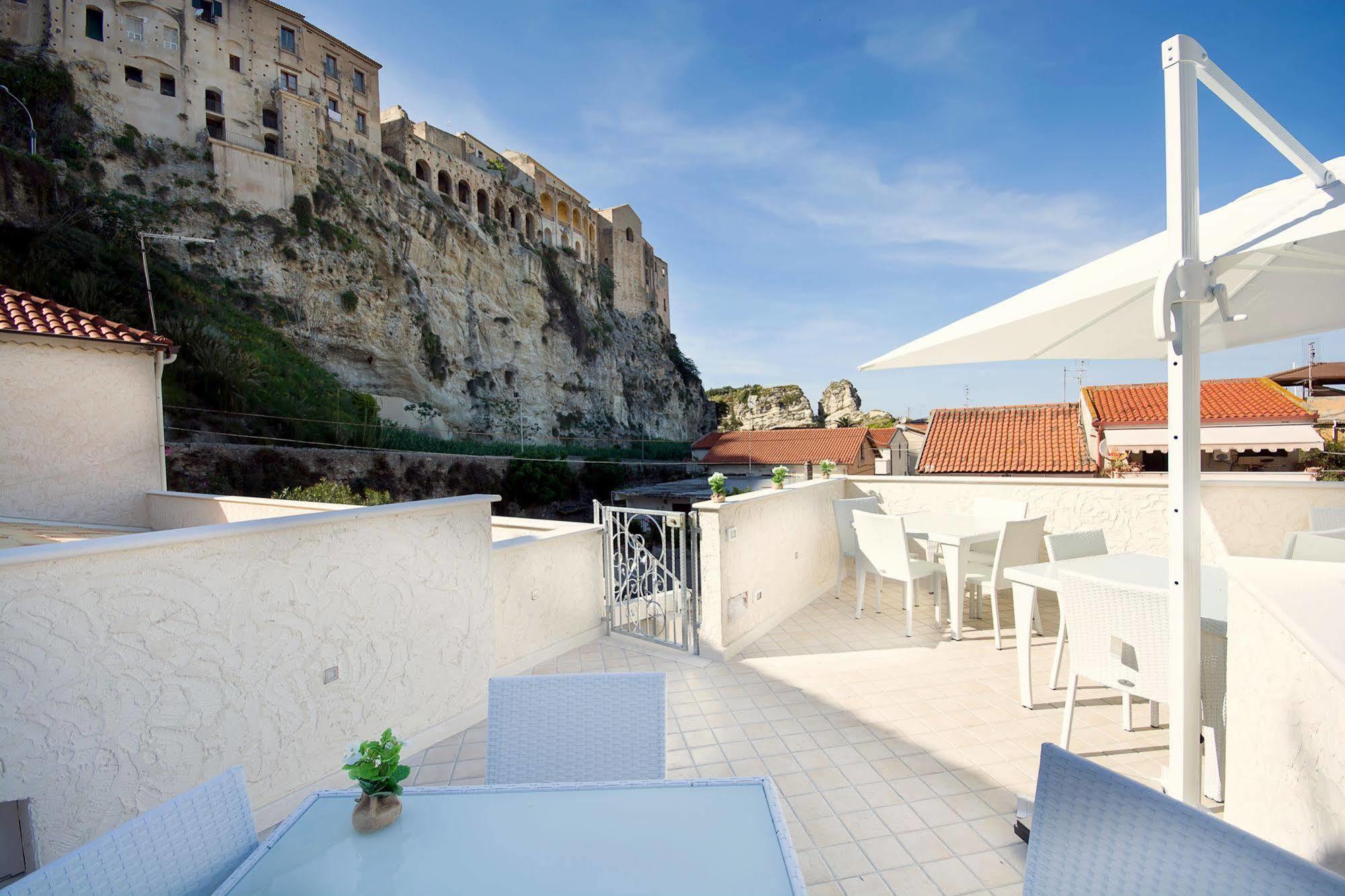 Residenza A Due Passi Dal Mare Hotel Tropea Kültér fotó